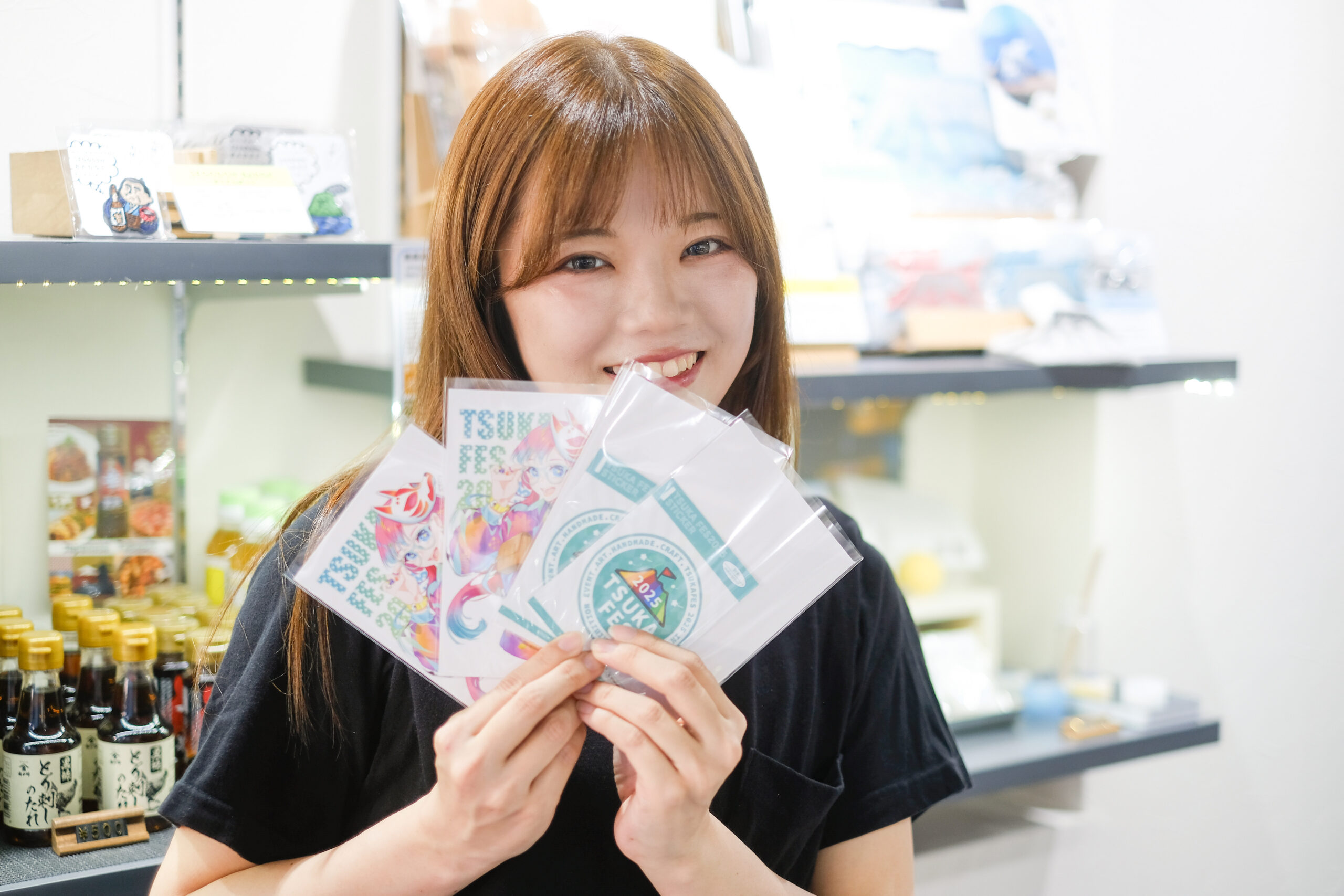 「桜島HUB」様にて「TSUKA FES 2025」ポストカード＆ステッカーセット無料配布中♪